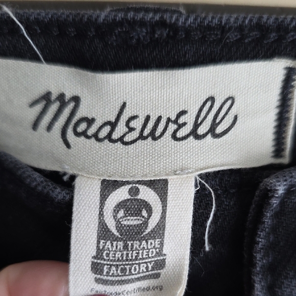 Madewell Mid-Rise Perfect Vintage Jean in Lunar Wash - Picture 4 of 14